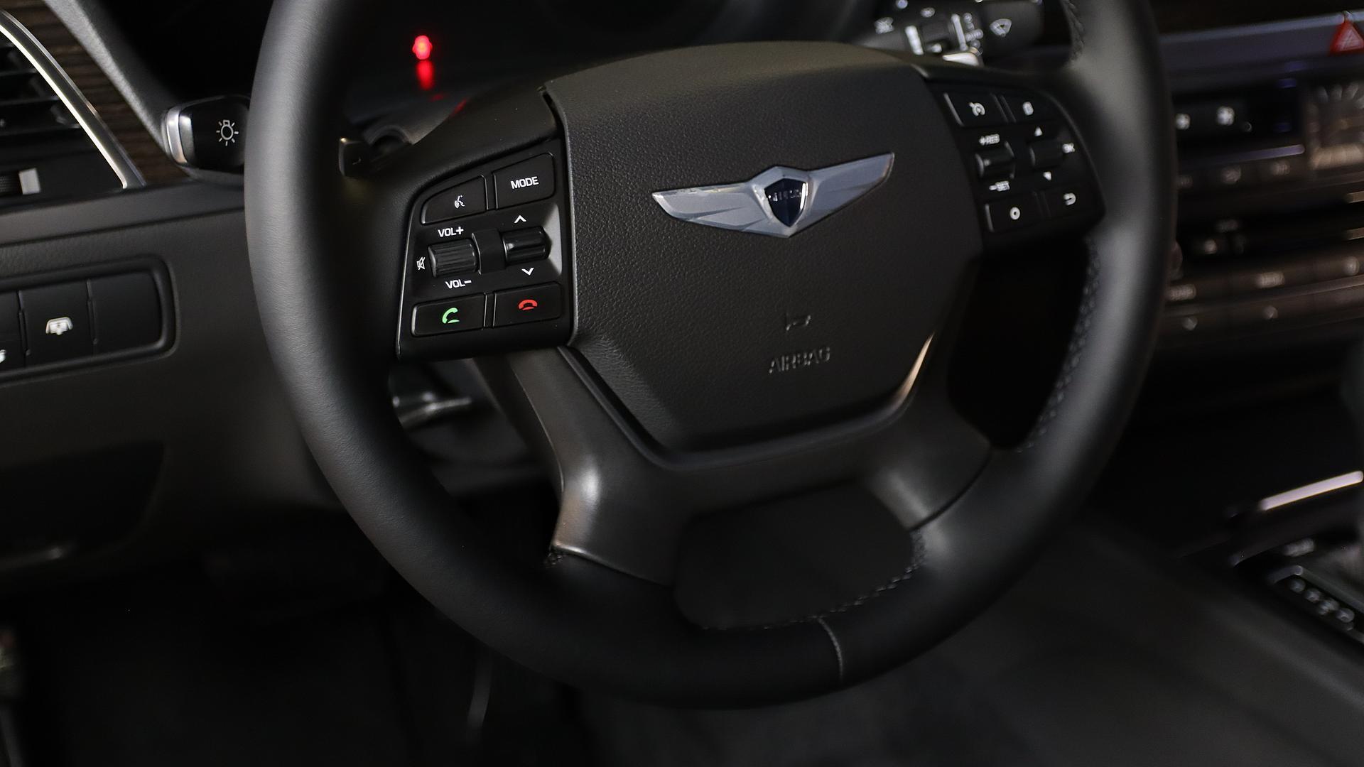 фото автомобиля 10