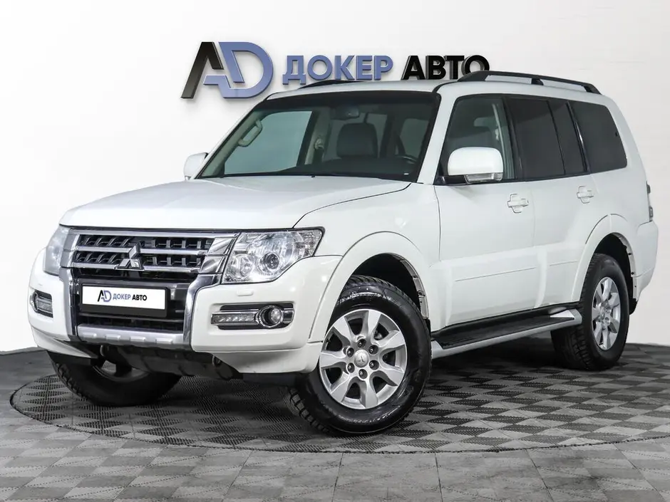 Mitsubishi Pajero, 2017 г.