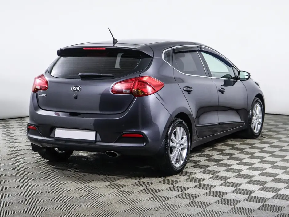 «Авто на Неве»