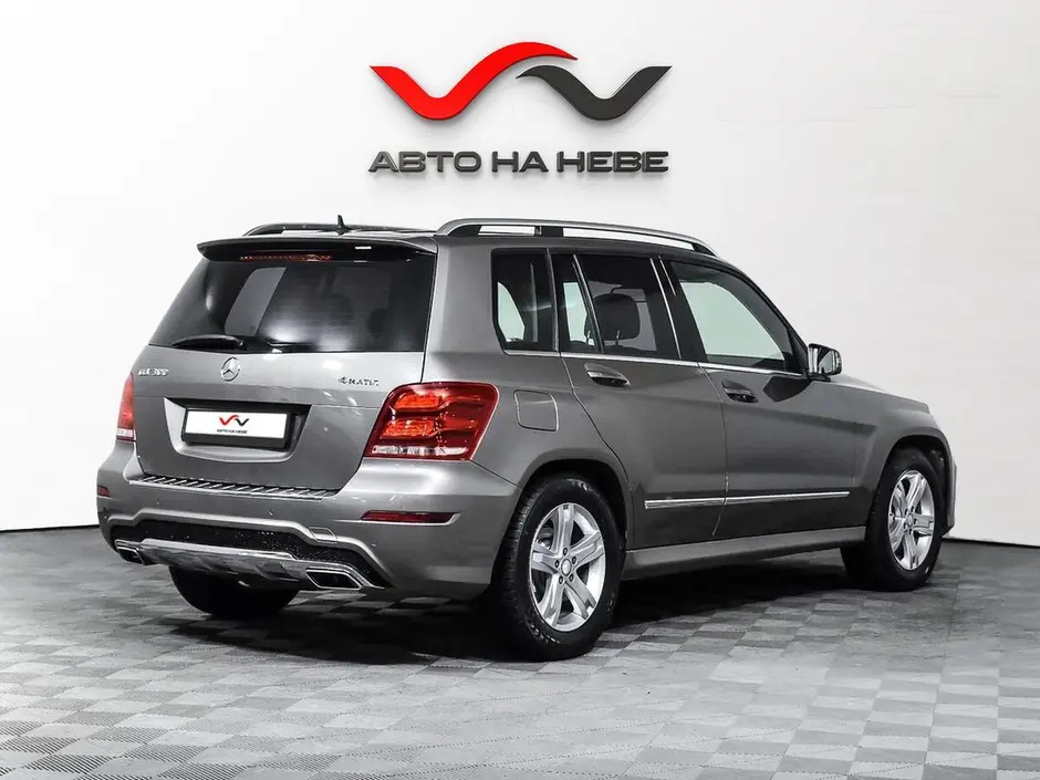 «Авто на Неве»