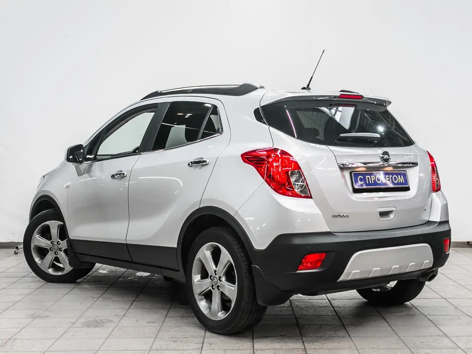 «Авто на Неве»