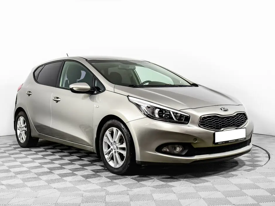 «Авто на Неве»