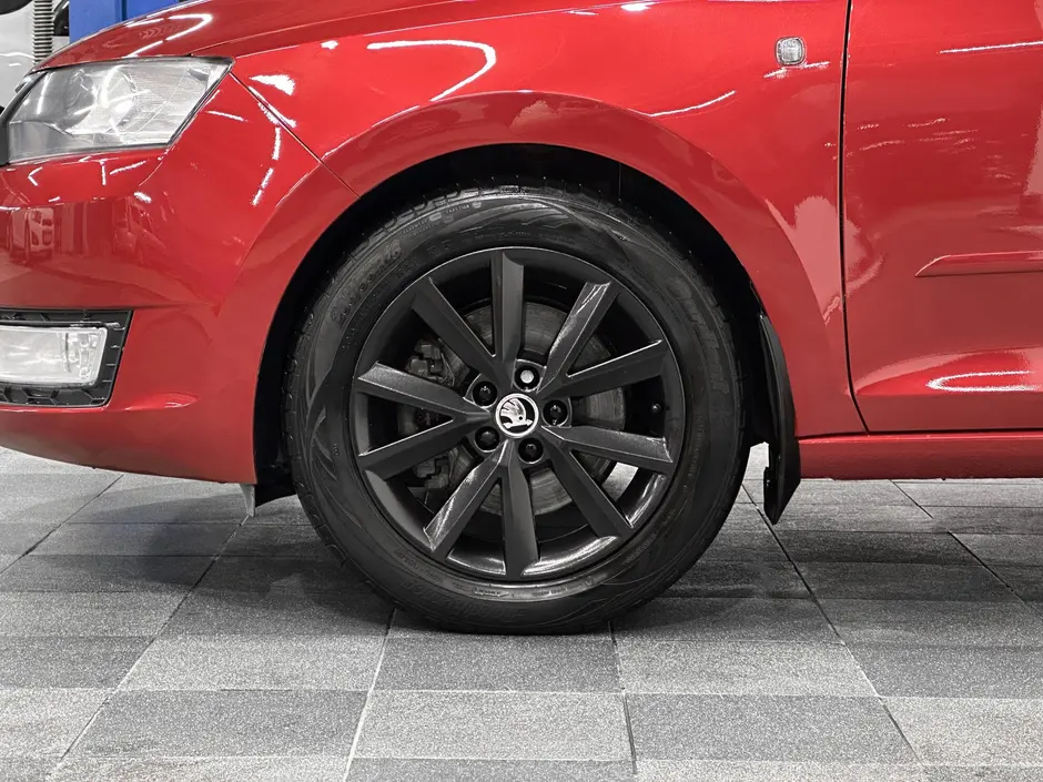 «Авто на Неве»