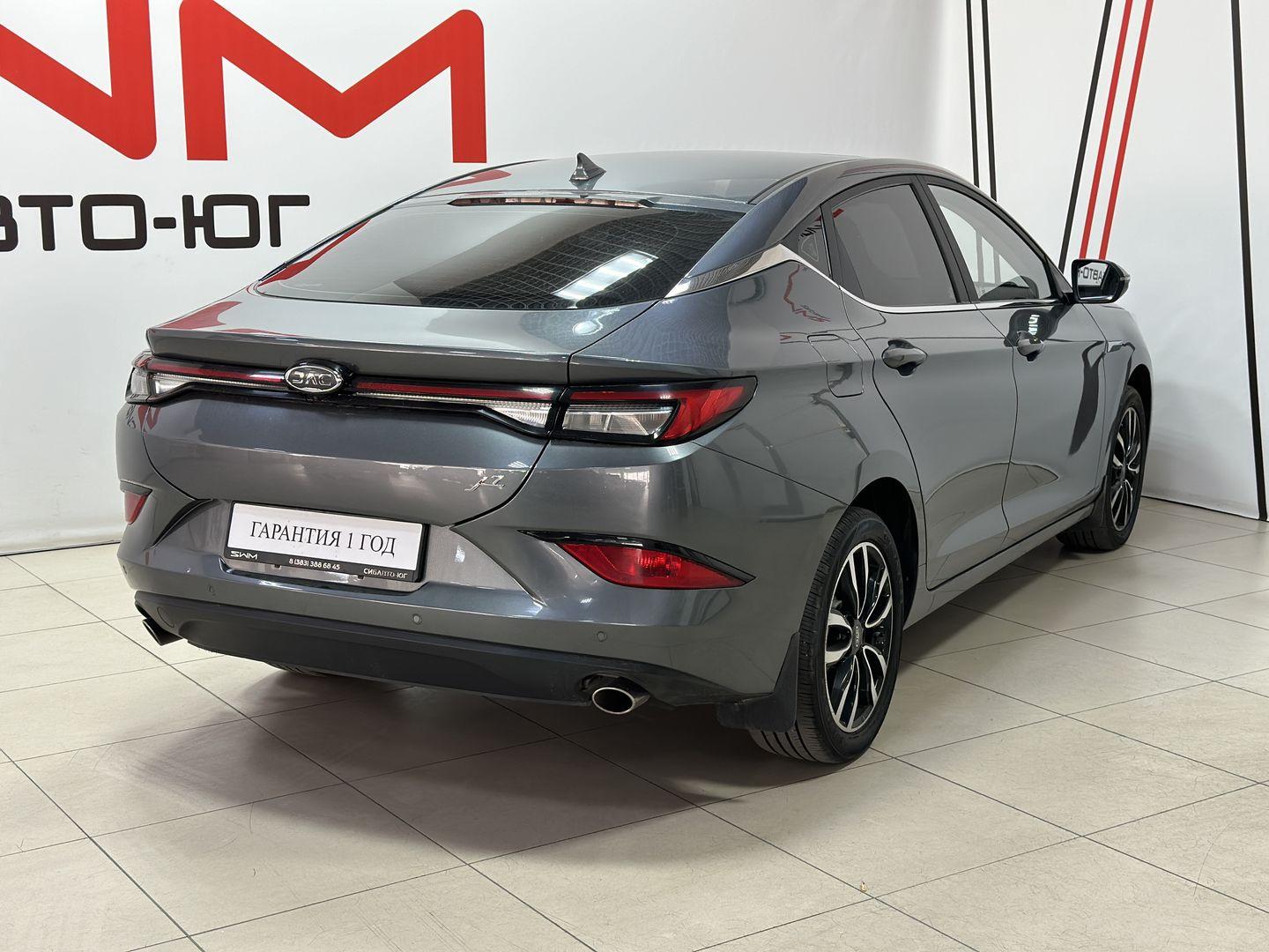 фото автомобиля 1