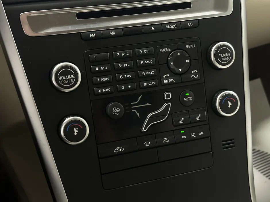 «Авто на Неве»