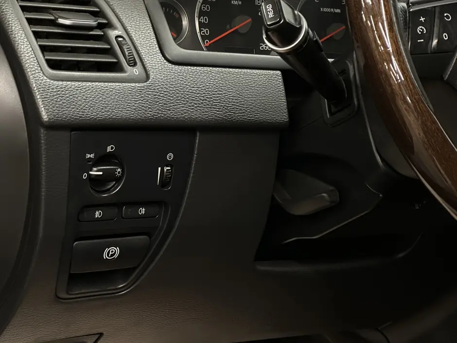 «Авто на Неве»