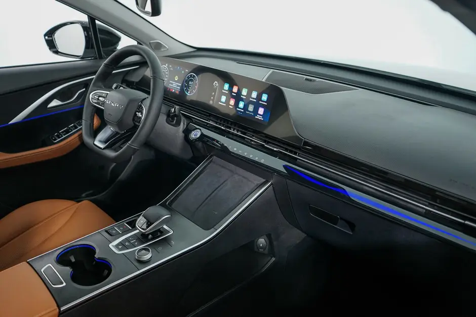 «Авто на Неве»