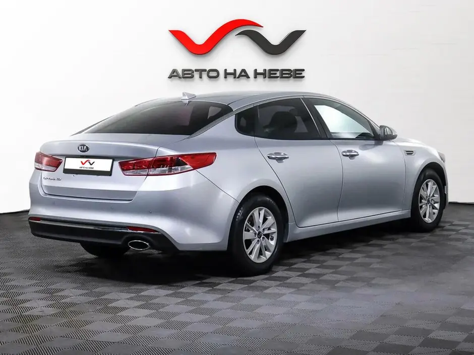 «Авто на Неве»