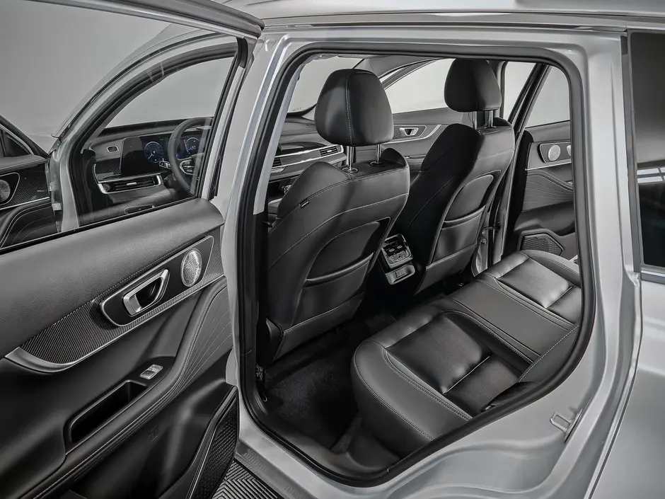 «Авто на Неве»