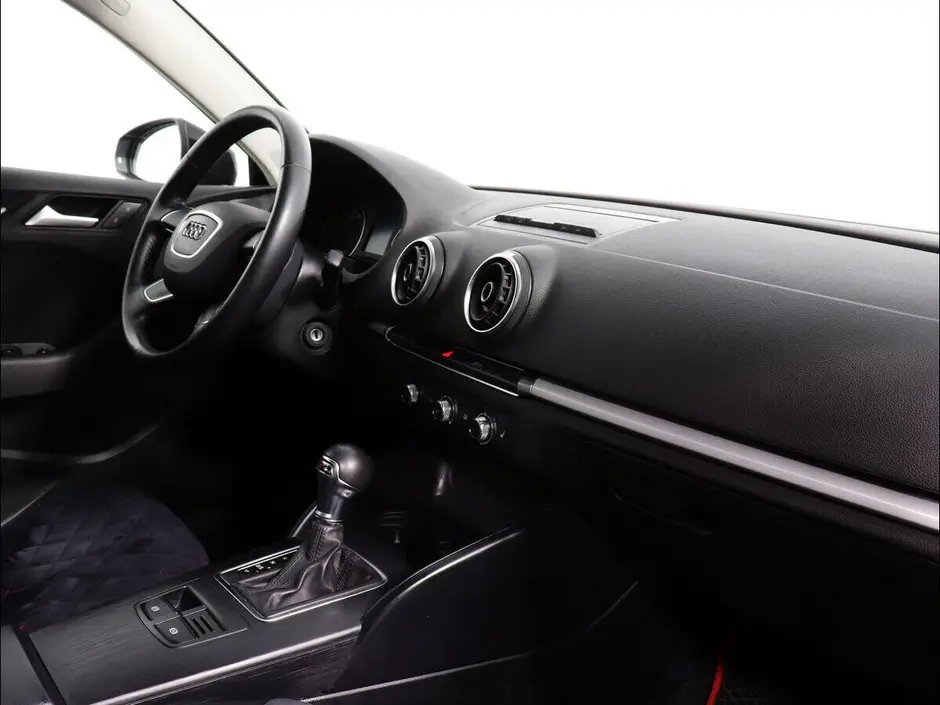 «Авто на Неве»