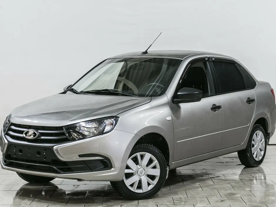 «Авто на Неве»