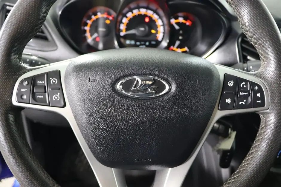 «Авто на Неве»