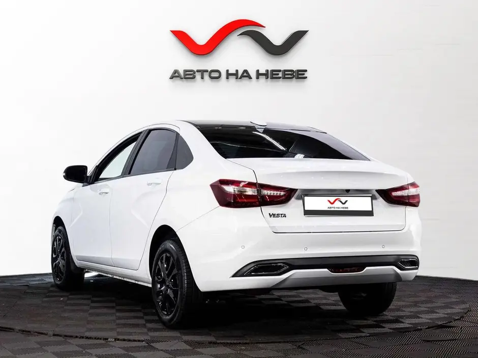 «Авто на Неве»