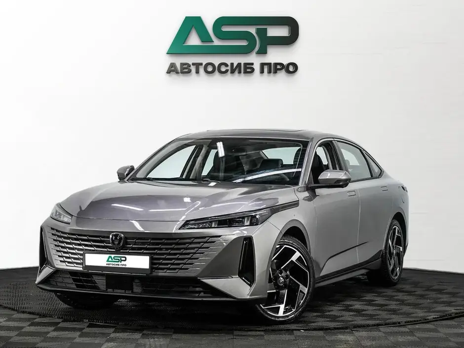 Changan Lamore, 2024 г.