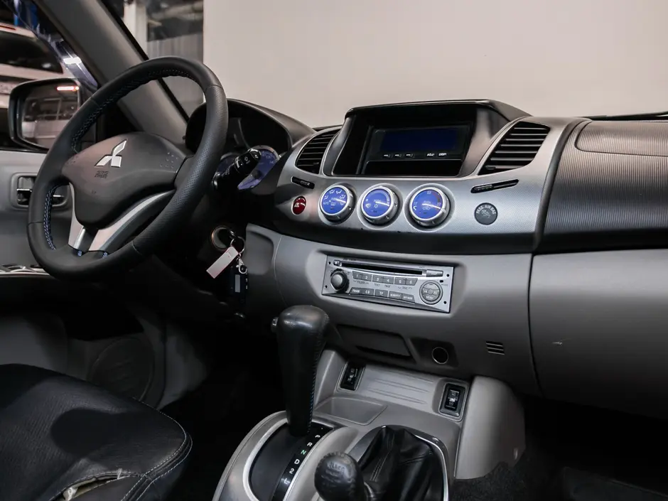 «Авто на Неве»