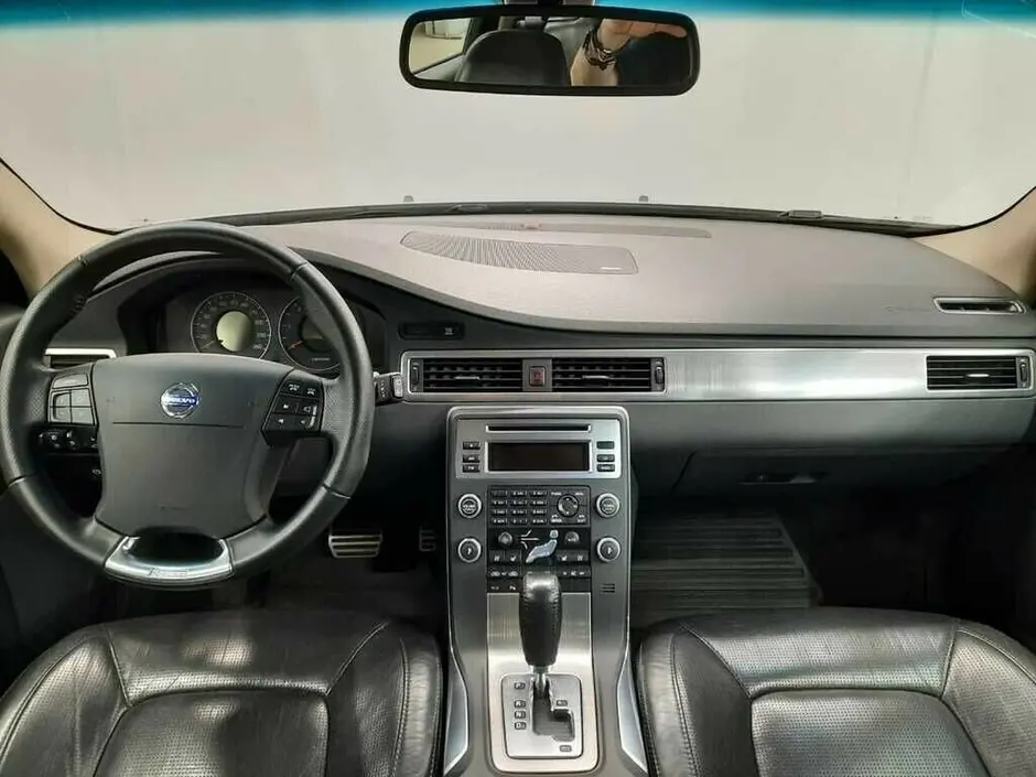 «Авто на Неве»