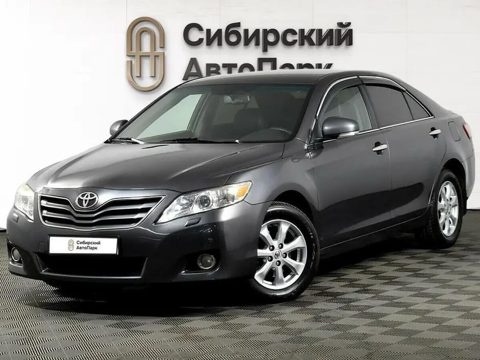 Toyota Camry, 2010 г.