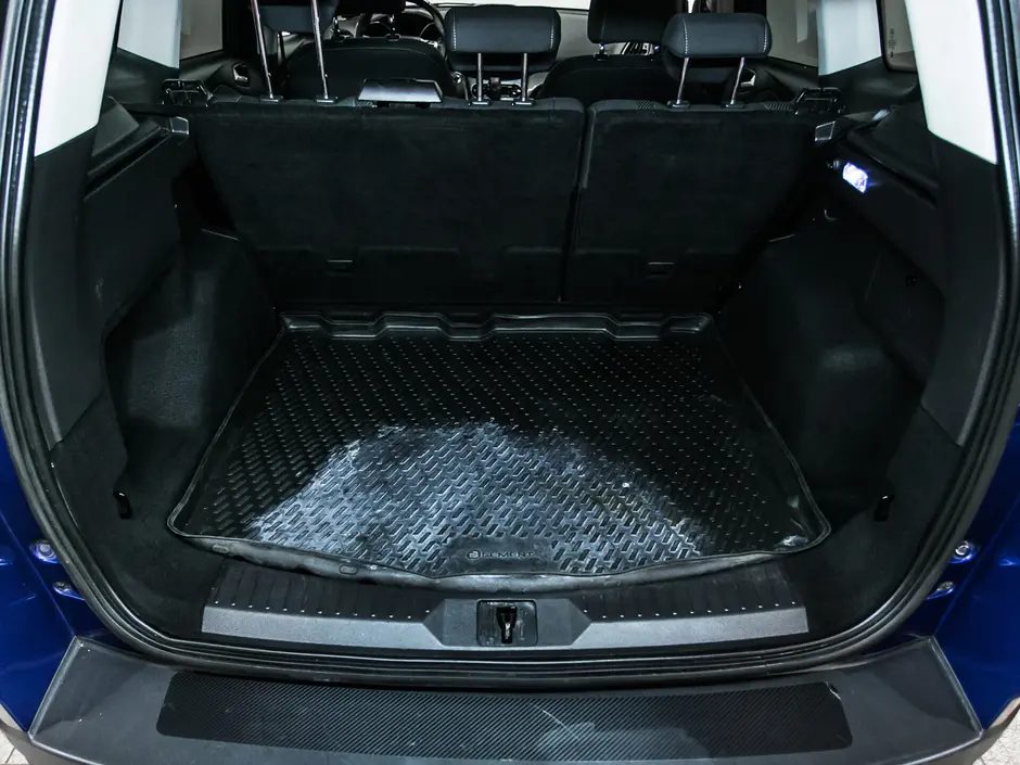 «Авто на Неве»