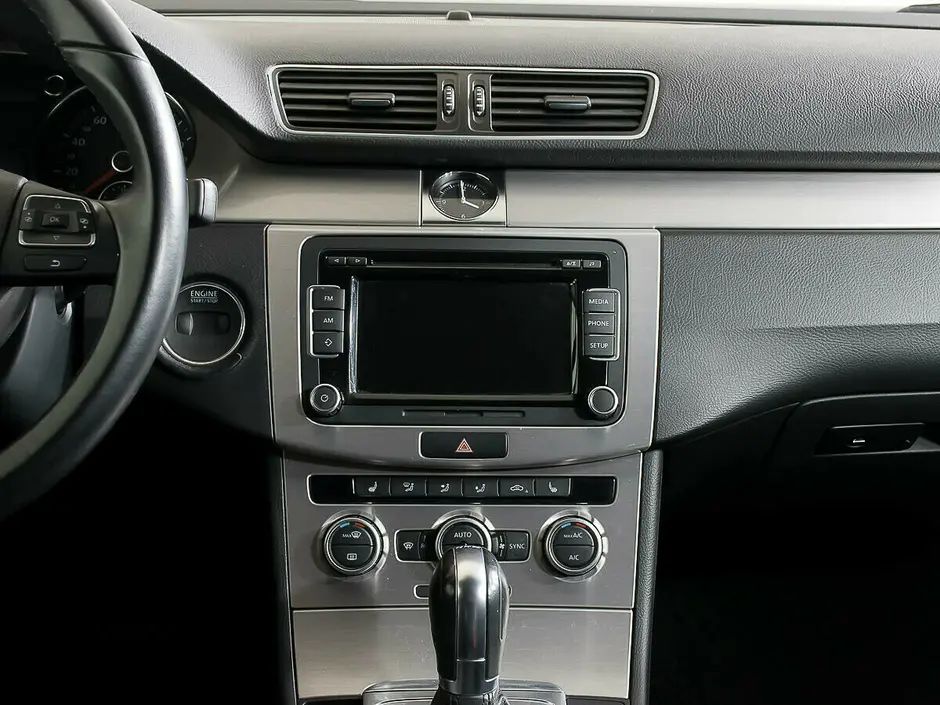 «Авто на Неве»