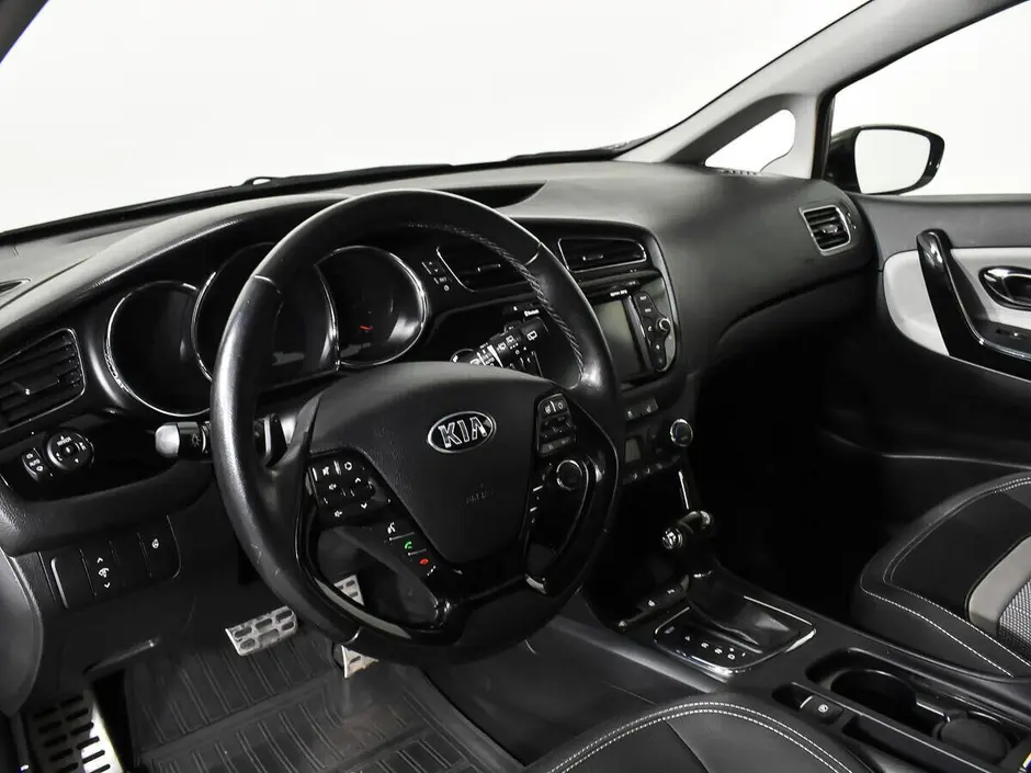 «Авто на Неве»