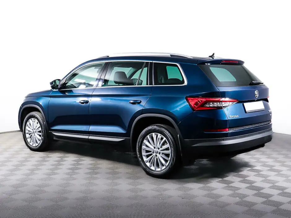 «Авто на Неве»