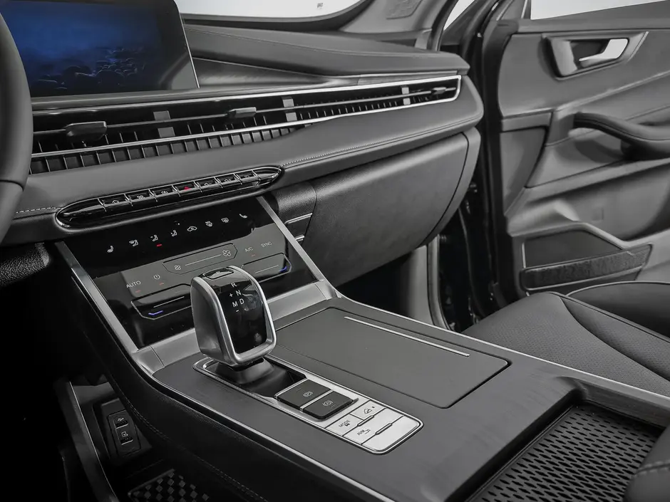 «Авто на Неве»