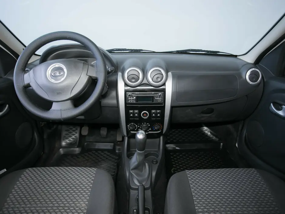 «Авто на Неве»