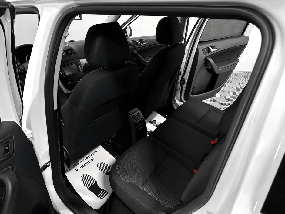 «Авто на Неве»