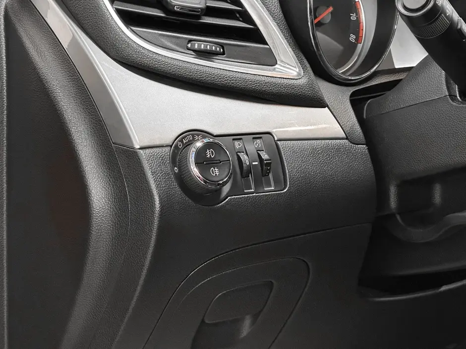 «Авто на Неве»