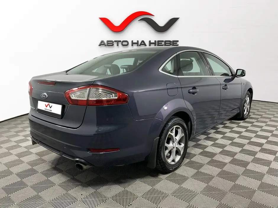 «Авто на Неве»