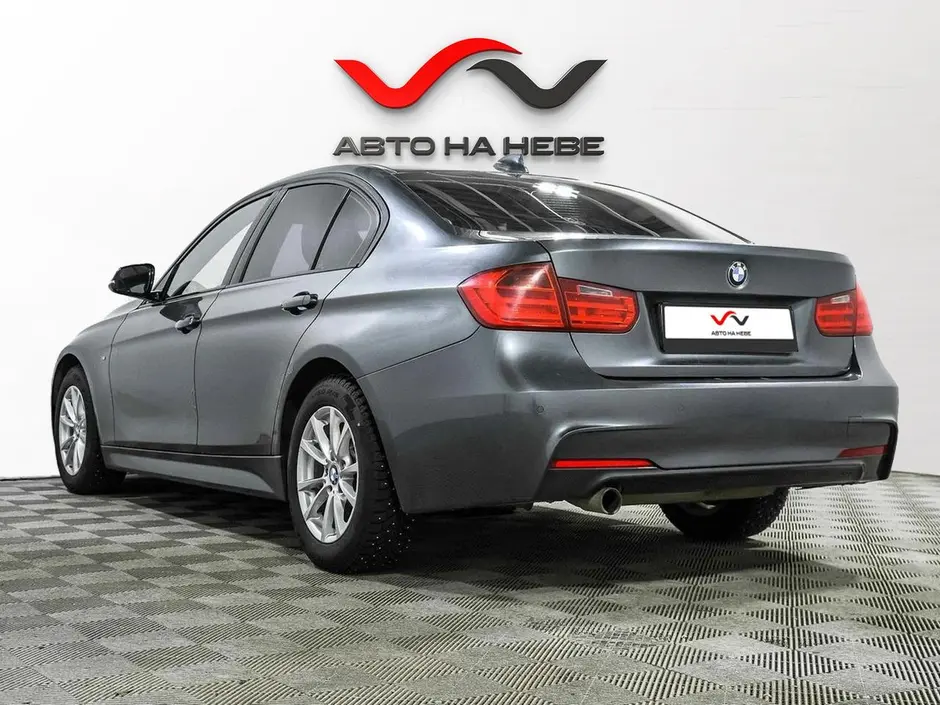 «Авто на Неве»
