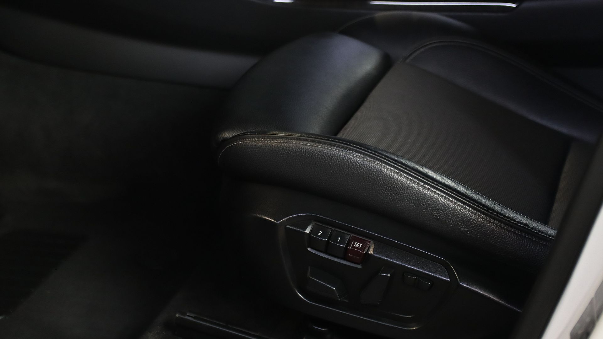 фото автомобиля 7
