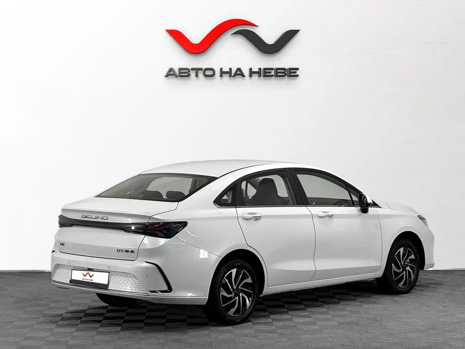 «Авто на Неве»