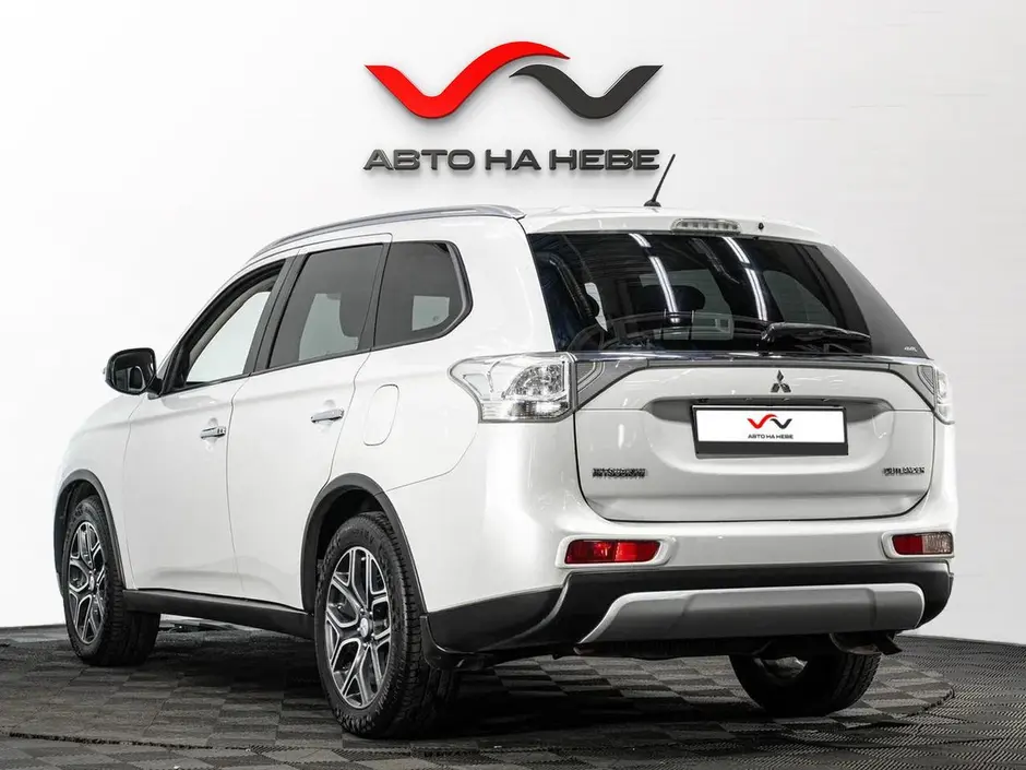 «Авто на Неве»