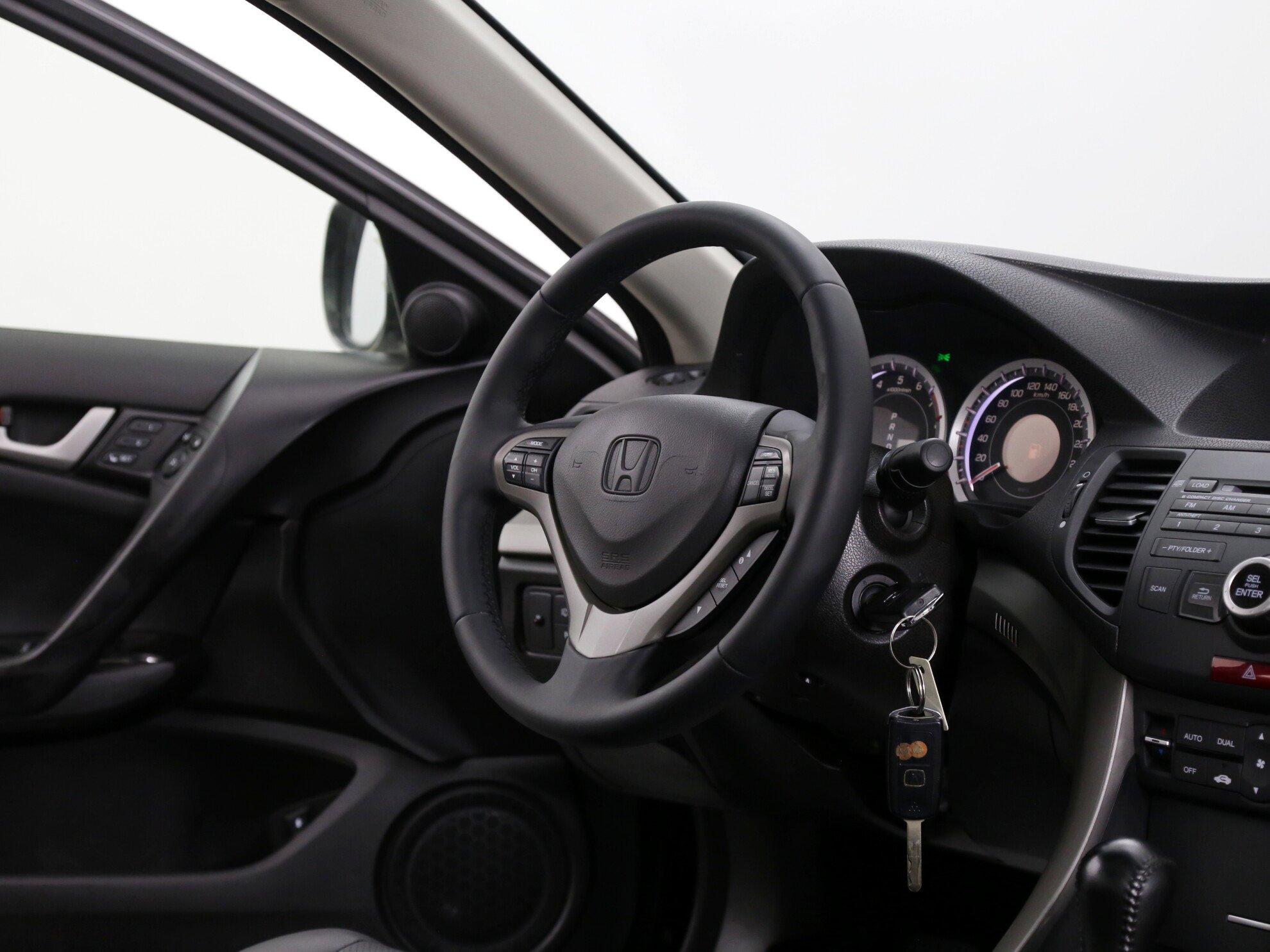 фото автомобиля 8