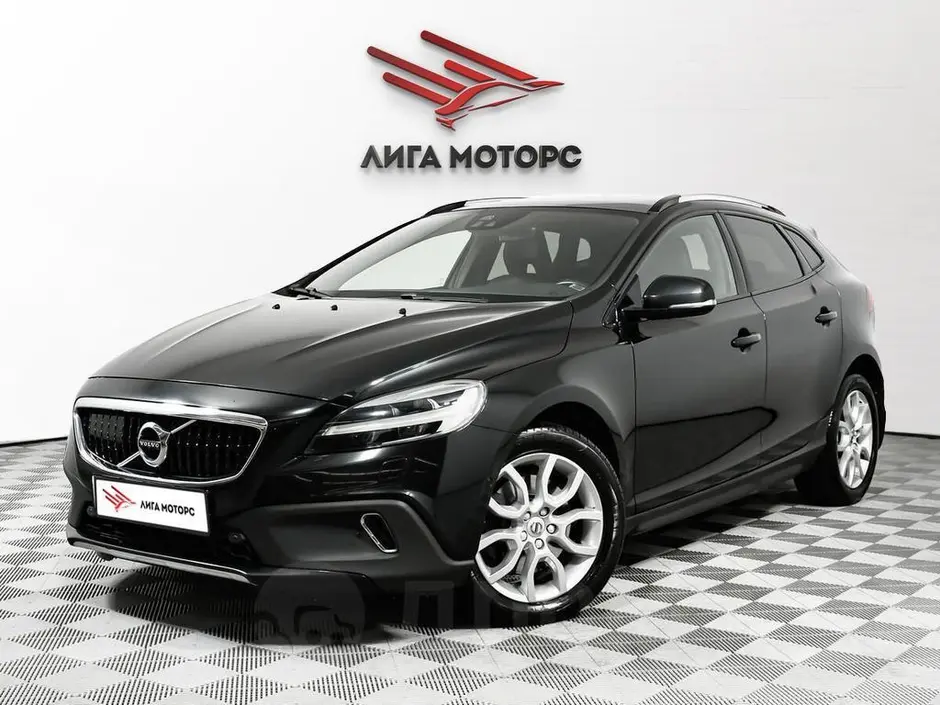 Volvo V40, 2018 г.
