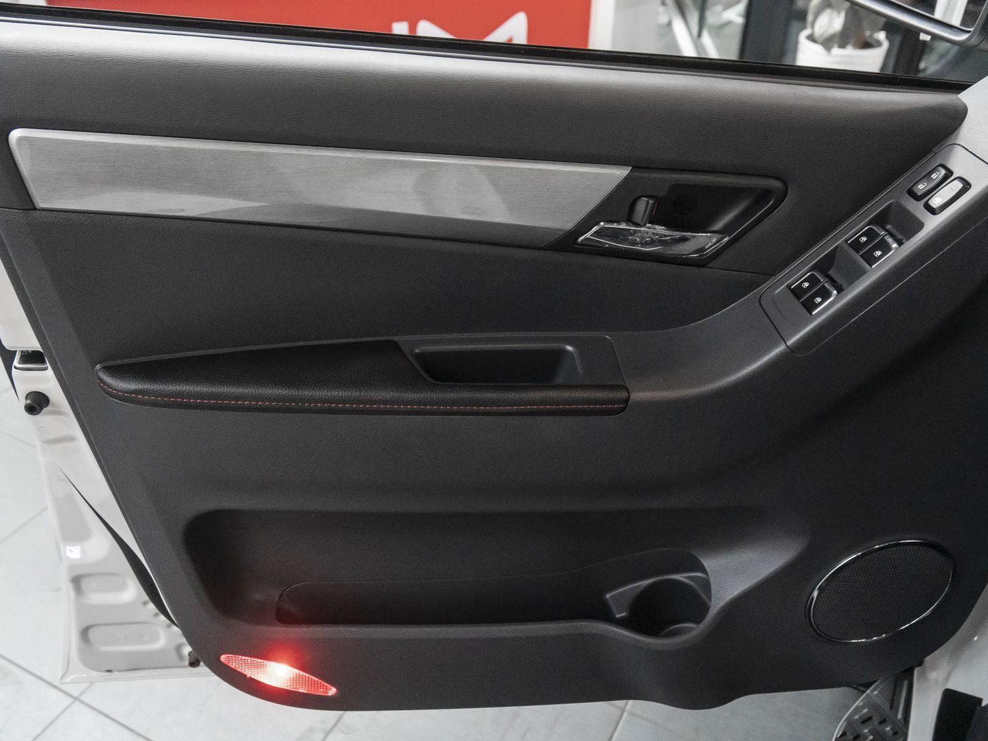 фото автомобиля 11
