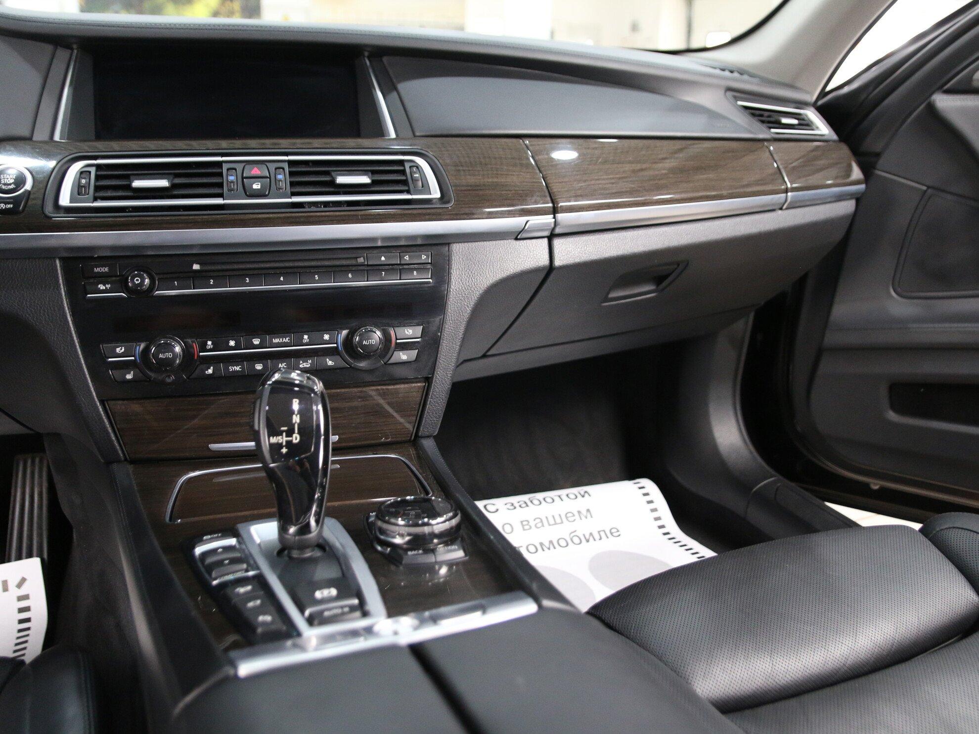 фото автомобиля 11