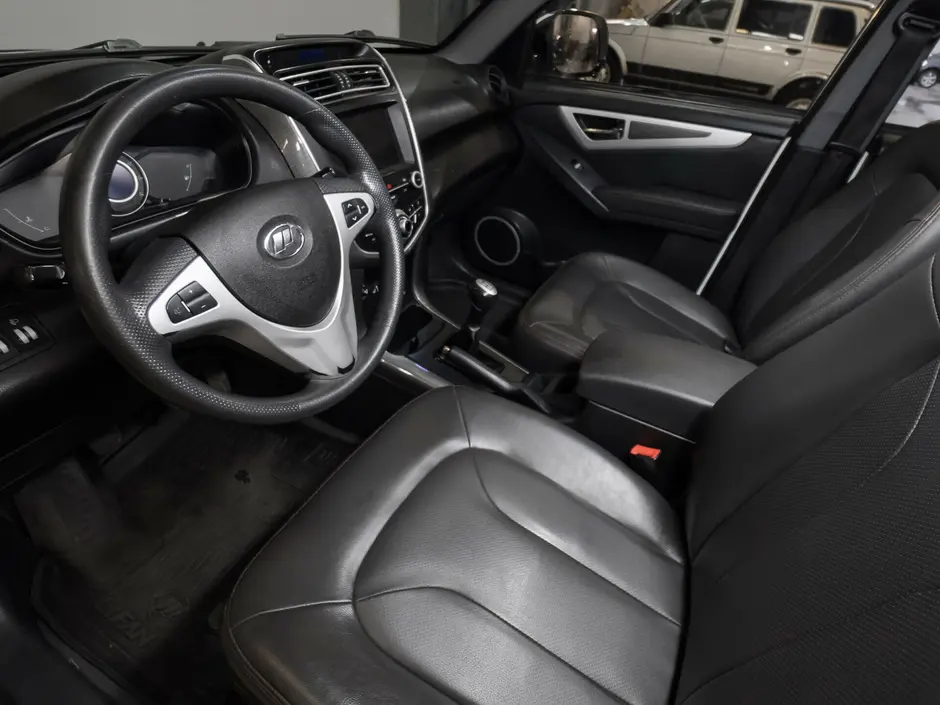 «Авто на Неве»