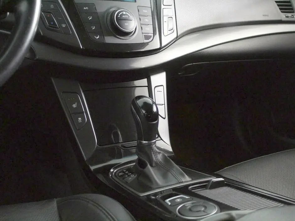 «Авто на Неве»