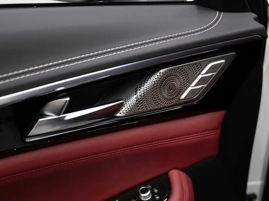 «Авто на Неве»