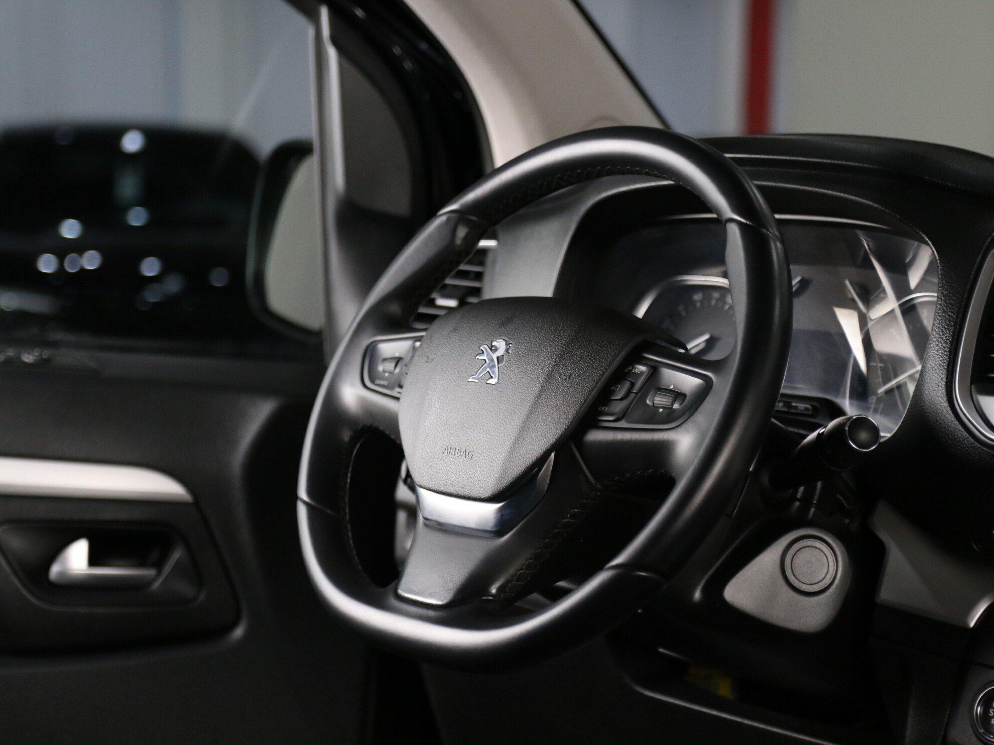 фото автомобиля 17