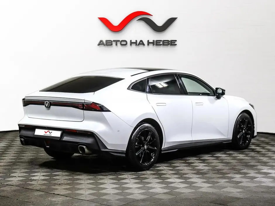 «Авто на Неве»