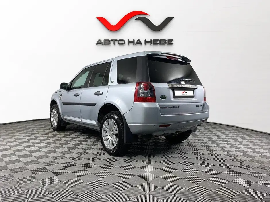 «Авто на Неве»