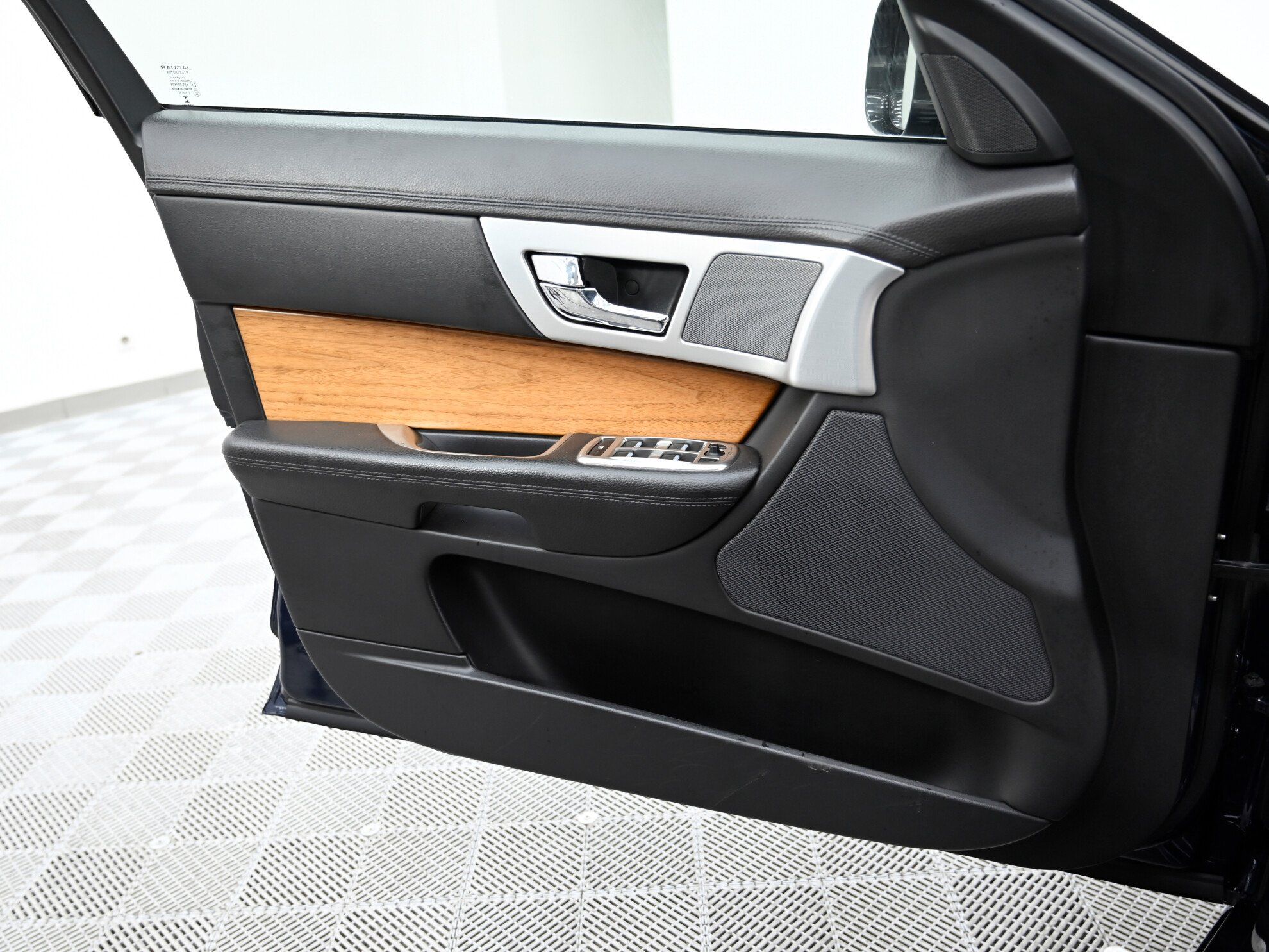 фото автомобиля 8