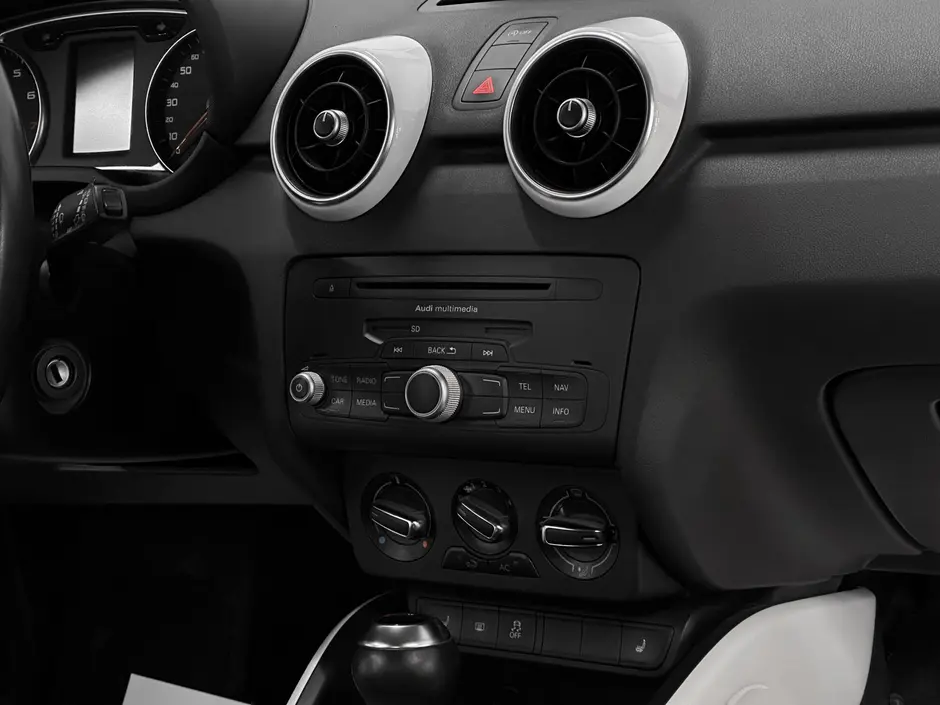 «Авто на Неве»