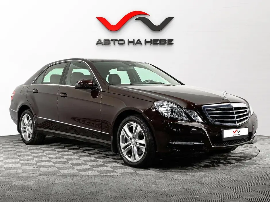 «Авто на Неве»
