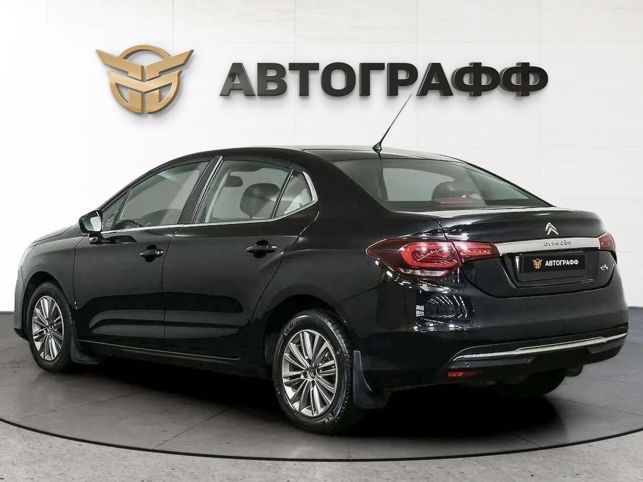 фото автомобиля 3