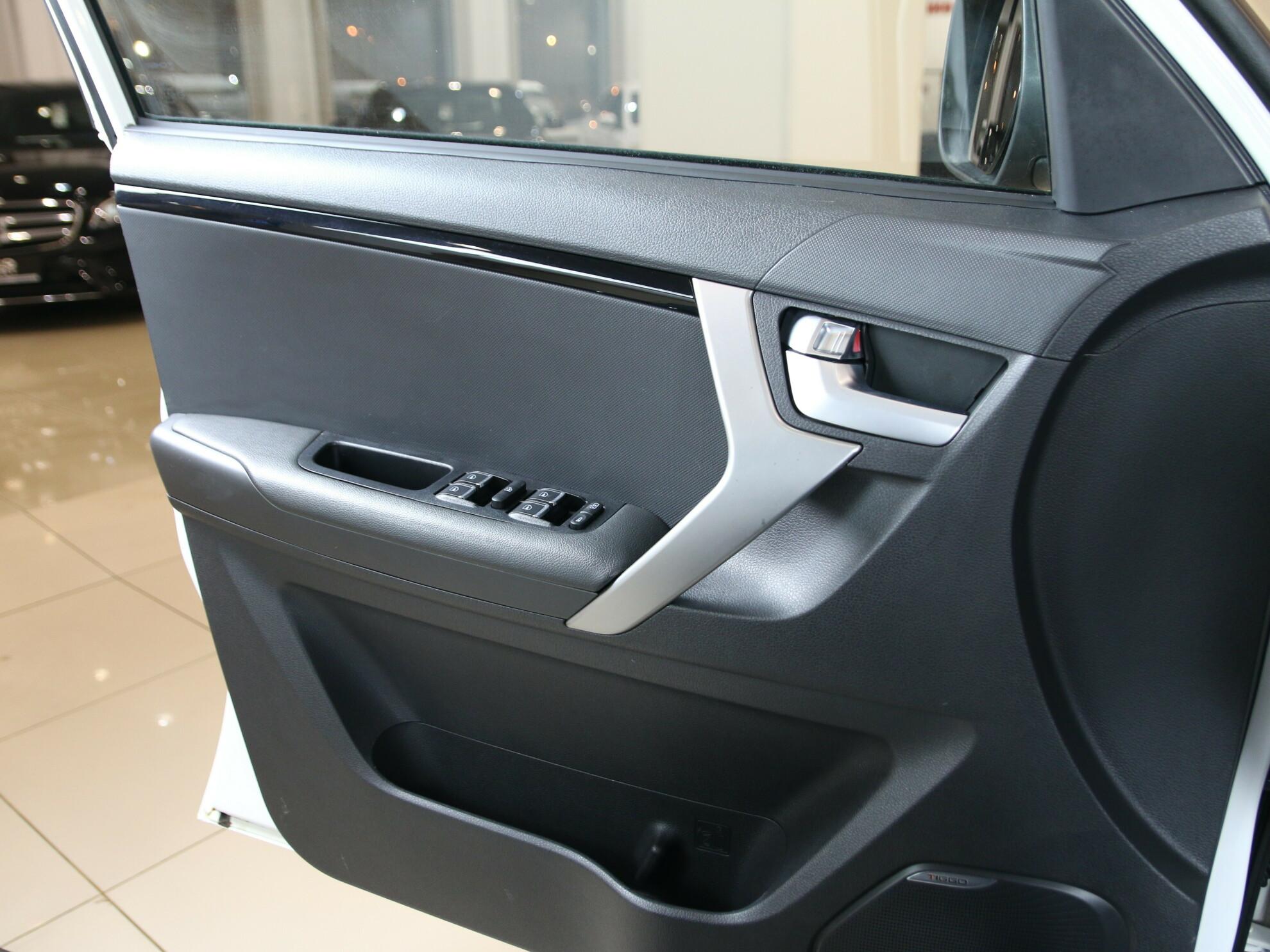 фото автомобиля 10