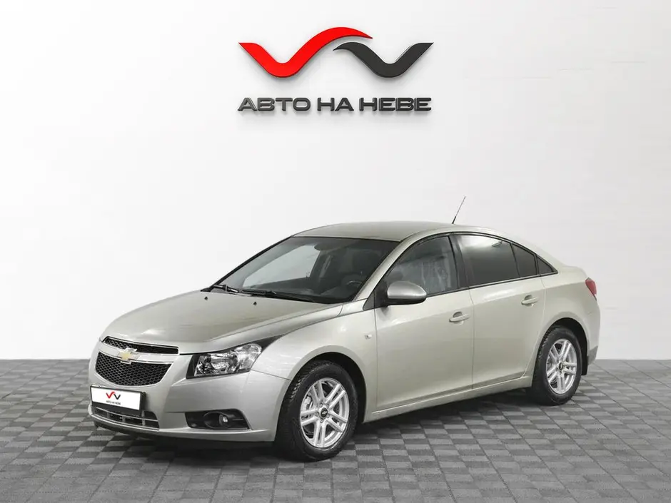 «Авто на Неве»